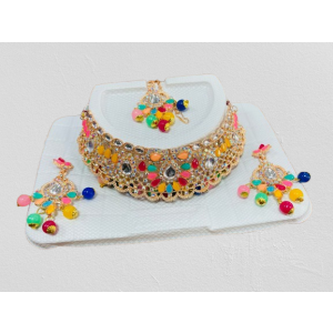 Elegant multicolour Kundan Necklace Set